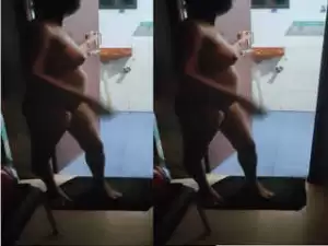Today Exclusive – Bhabhi Boobs Video Record By Hubby
