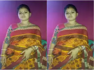 Today Exclusive – Most Demanded Jyotsna Boudi Bathing and Fingering Shows to Lover On Video Call Part 6