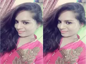Today Exclusive – Desi Bhabhi Shows Boobs and Bathing Part 9