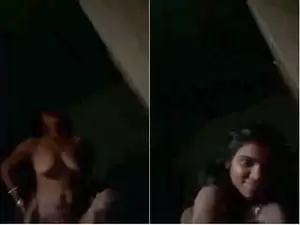 Today Exclusive – Horny Desi Bhabhi Ridding Dick