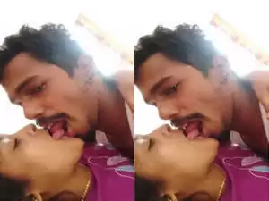 Today Exclusive – Desi Lover Kissing Part 1
