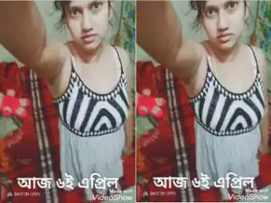Today Exclusive – Desi Girl Shows her boobs and Pussy On VC
