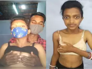 Today Exclusive – Bhabhi Boobs pressing By Hubby