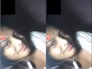 Today Exclusive – Desi Girl Shows Her Boobs and Pussy on Vc
