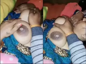 Today Exclusive – Desi Wife Boobs Pressing By Hubby