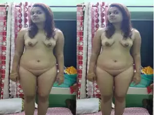 Today Exclusive -Sexy Bhabhi Shows her Boobs and Pussy