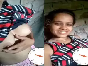 Today Exclusive -Desi Village Girl Shows her Boobs