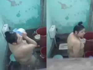 Today Exclusive – Bhabhi Bathing Capture in Hidden Cam