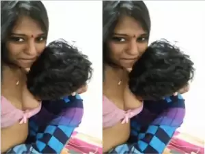 Today Exclusive -Cute Indian Girl Record Her Boobs Sucking Selfie