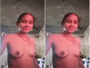 Today Exclusive -Horny Village Bhabhi Shows her boobs and Pussy