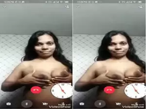 Today Exclusive -Desi Girl Bathing