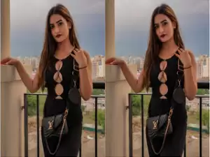Today Exclusive -Sassy Poonam Shows Her Boobs