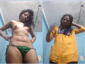 Today Exclusive -Desi Village Girl Shows her boobs and pussy