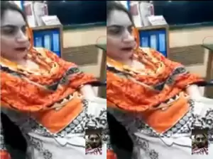 Today Exclusive -Paki Bhabhi Shows her Boobs and Pussy To Lover On VC Part 2