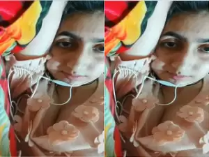 Today Exclusive – Sexy Paki Girl Shows her Boobs  Part 2