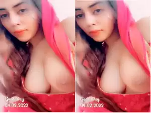 Today Exclusive – Desi Punjabi Girl Shows her Boobs Part 2