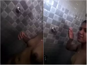 Today Exclusive -Desi Girl Shows Her Boobs and Pussy
