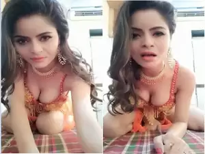 Today Exclusive -Sexy Indian Girl Live Show