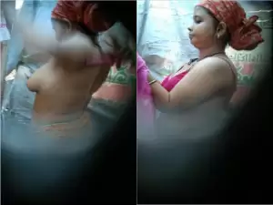 Today Exclusive -Village Bahbhi Bathing Record In Hidden Cam Part 4