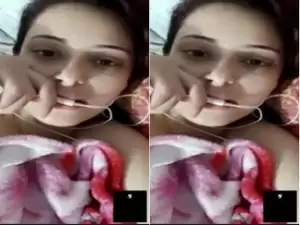Today Exclusive – Cute Desi Girl Shows her Boobs and Masturbating Part 5