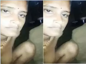 Today Exclusive – Village Bhabhi Shows Her Boobs and Pussy part 3