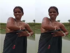 Today Exclusive – Mature Bhabhi OutDoor Bathing