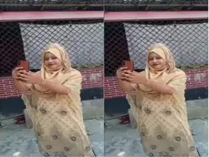 Today Exclusive-Desi Bangla Girl Fingering