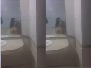 Today Exclusive- Cute Paki Girl Shows her Nude Body Part 2