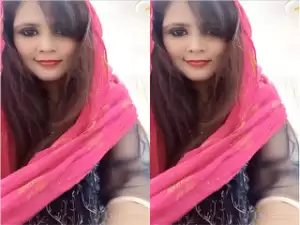 Today Exclusive-Horny Desi Bhabhi Shows Her Boobs and Pussy part 50