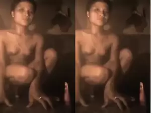 Today Exclusive- Desi Boudi Record her Bathing Video For Hubby