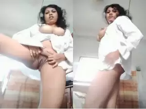 Today Exclusive- Horny Girl Shows Her Boobs and Pussy part 2