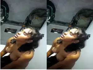 Today Exclusive- Sexy Desi girl Pussy Licking and Romance