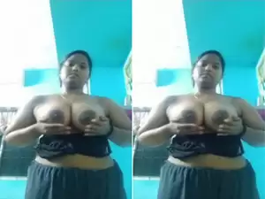 Today Exclusive- Desi Girl Shows her Nude Body