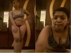 Today Exclusive- Super Cute Desi Girl Shows Her Boobs and Pussy Part 3