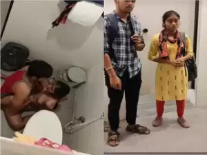 Today Exclusive- Desi Lover Fucking In WashRoom