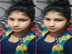 Today Exclusive- Cute Desi Girl Shows her Boobs and Pussy On VC part 1