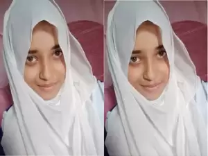 Today Exclusive -Cute Bangla Girl Shows her Boobs Part 1
