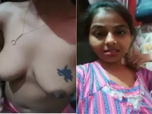 Today Exclusive -Desi Girl Shows Her Boobs and Pussy