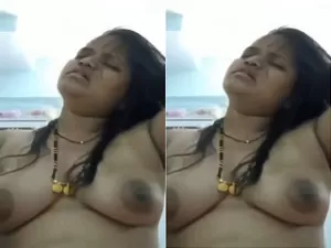 Today Exclusive- Super Horny Wife Ridding Hubby Dick