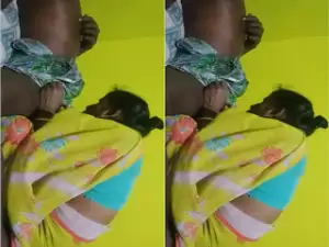Today Exclusive- Desi Bhabhi Blowjob
