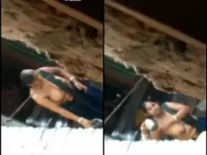 Today Exclusive- Desi  Bhabhi Bathing