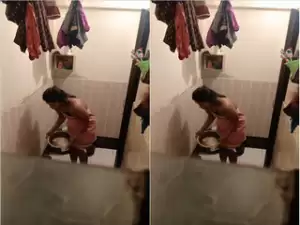 Today Exclusive-Big Ass Desi Bhabhi bathing Capture Part 2