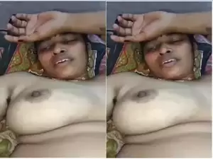 Today Exclusive- Desi Bhabhi Pussy Licking By Hubby