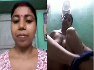 Exclusive –  Bagla Boudi Strip her Cloths and Showing Boobs and Pussy part2