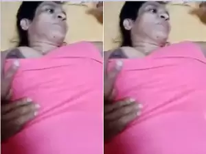 Today Exclusive-Desi Bhabhi Boobs pressing and Fucked
