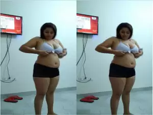 Today Exclusive- Sexy Bangla Girl Shows Her Big Boobs Part 1