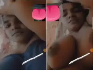 Today Exclusive- Sexy Desi Girl Paly With her Boobs Part 2