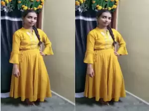 Today Exclusive- Desi Girl Shows her Nude Body part 2
