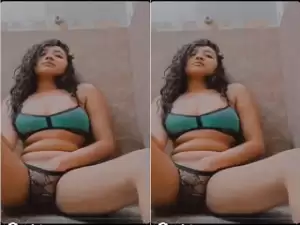 Today Exclusive-Sexy Bangla Girl Shows her Boobs and Pussy part 3