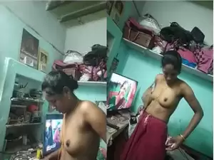Today Exclusive-Telugu Bhabhi Shows Her pussy